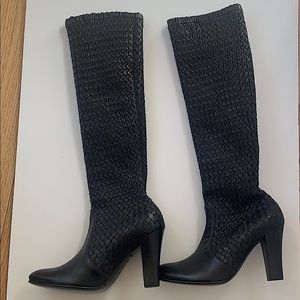 NWT BOTTEGA VENETA LEATHER BOOTS 38